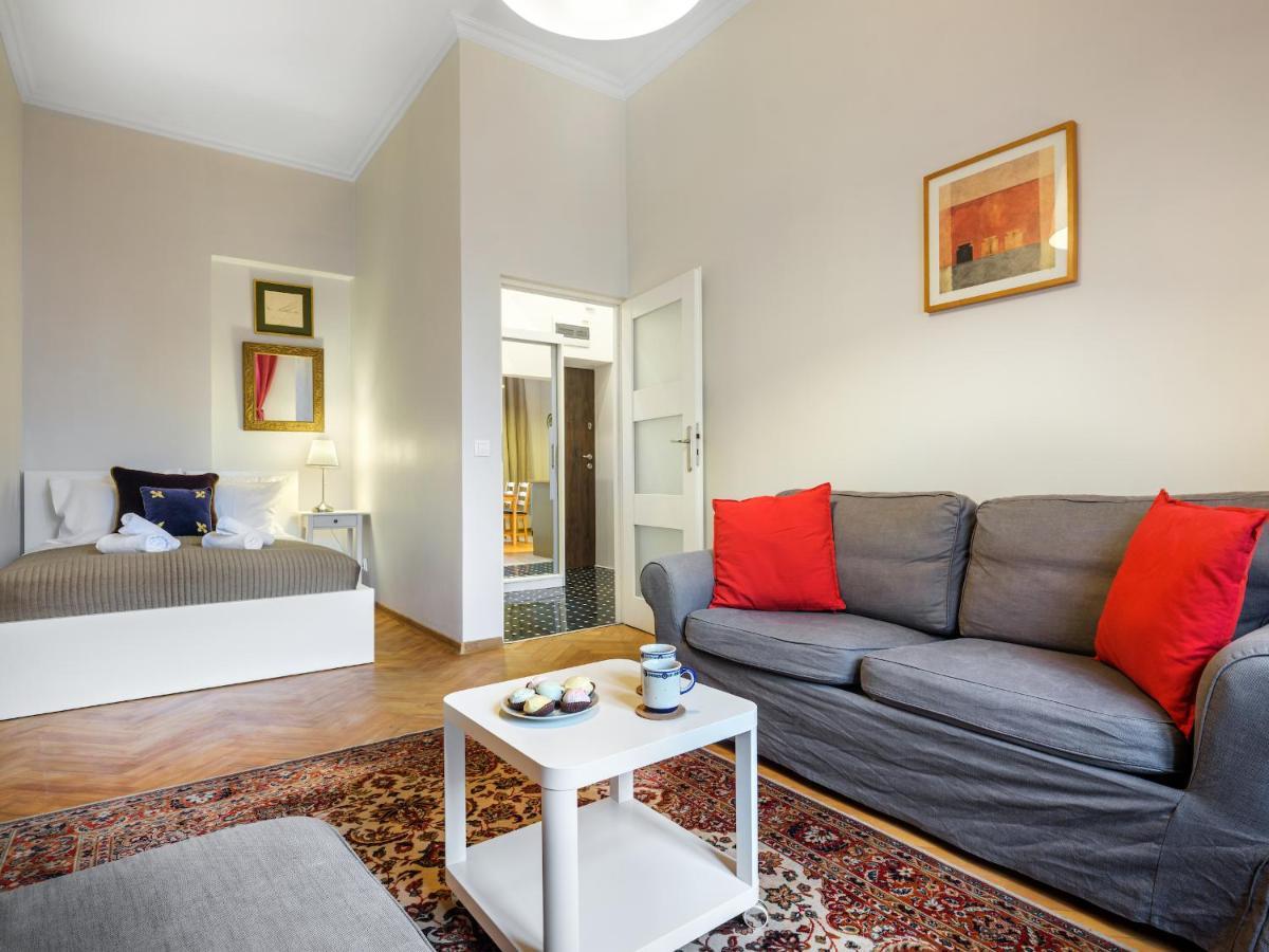 Central Apartments By Tyzenhauz Krakow Dış mekan fotoğraf